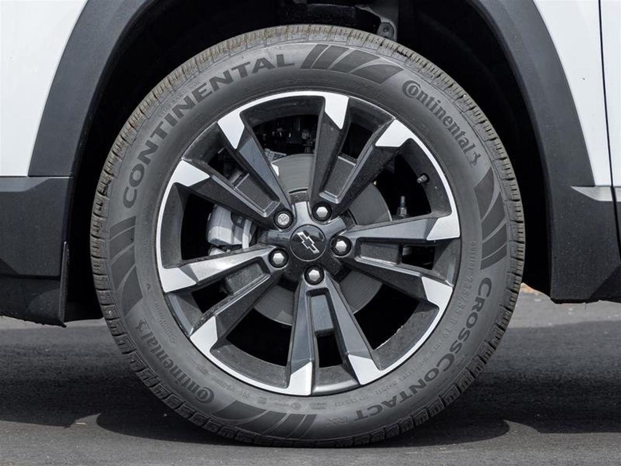 2027 Chevrolet Equinox RS Photo