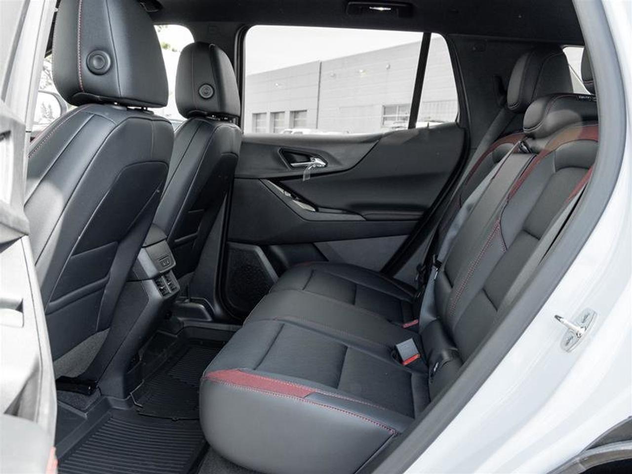2027 Chevrolet Equinox RS Photo