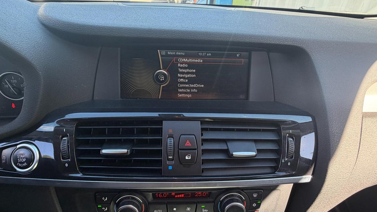 2013 BMW X3 28i Photo