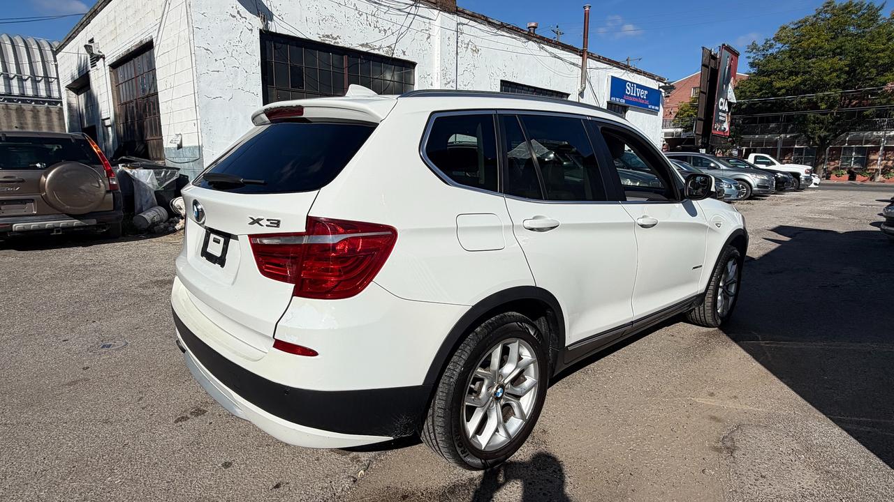 2013 BMW X3 28i Photo