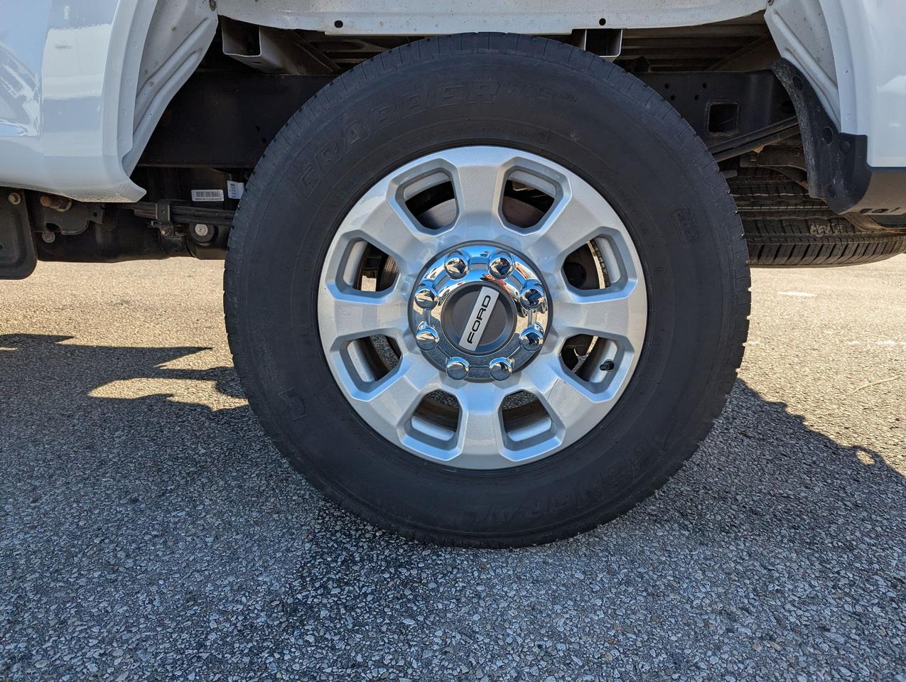 2023 Ford F-250 XLT 4WD Crew Cab 8' Box Photo