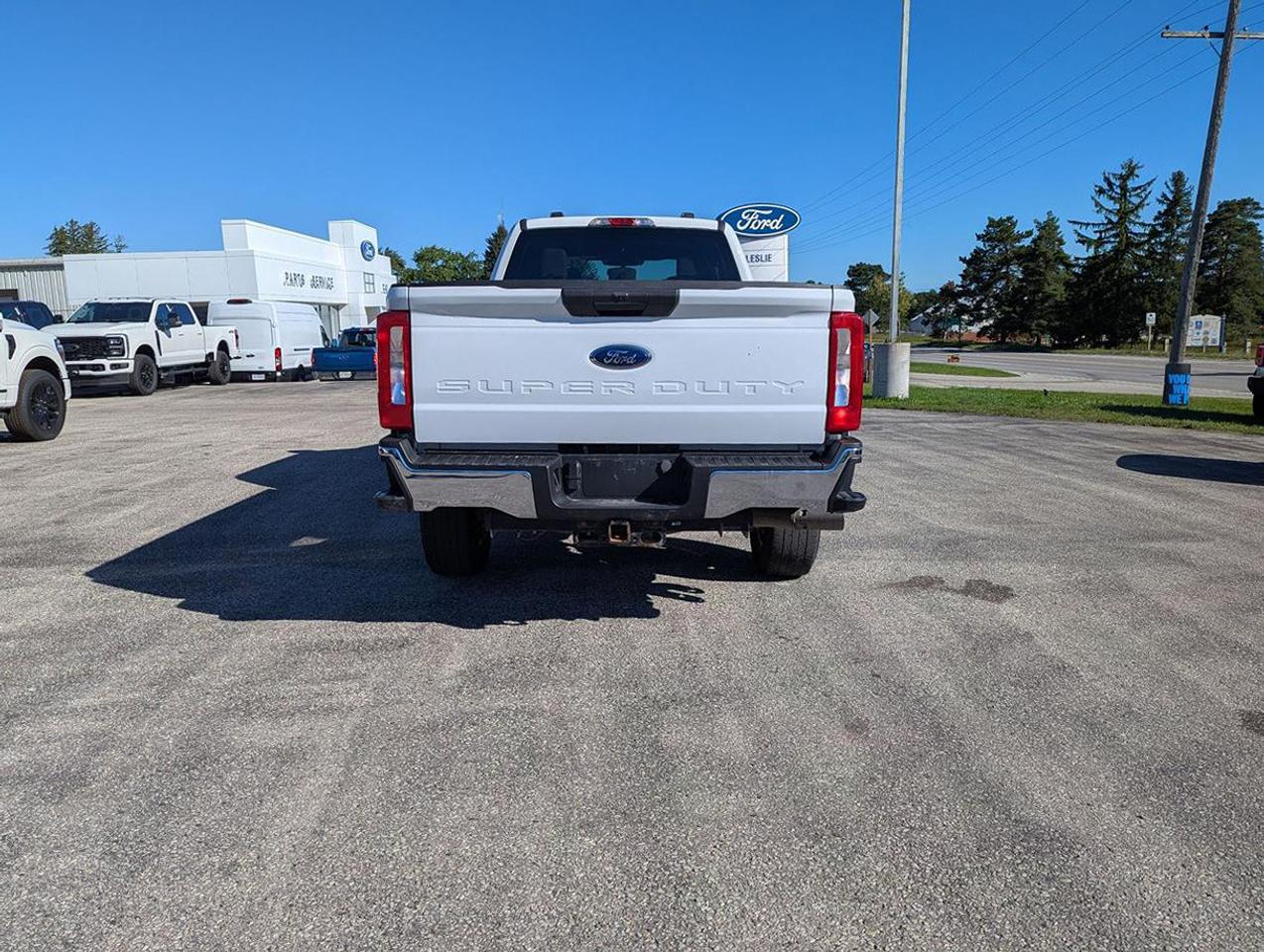 2023 Ford F-250 XLT 4WD Crew Cab 8' Box Photo