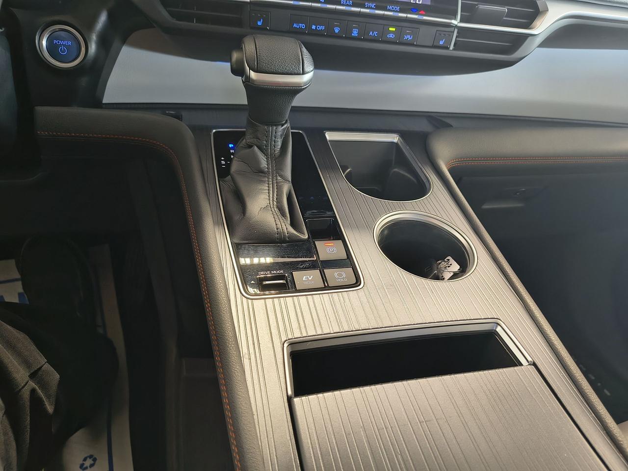 2021 Toyota Sienna XLE Photo0