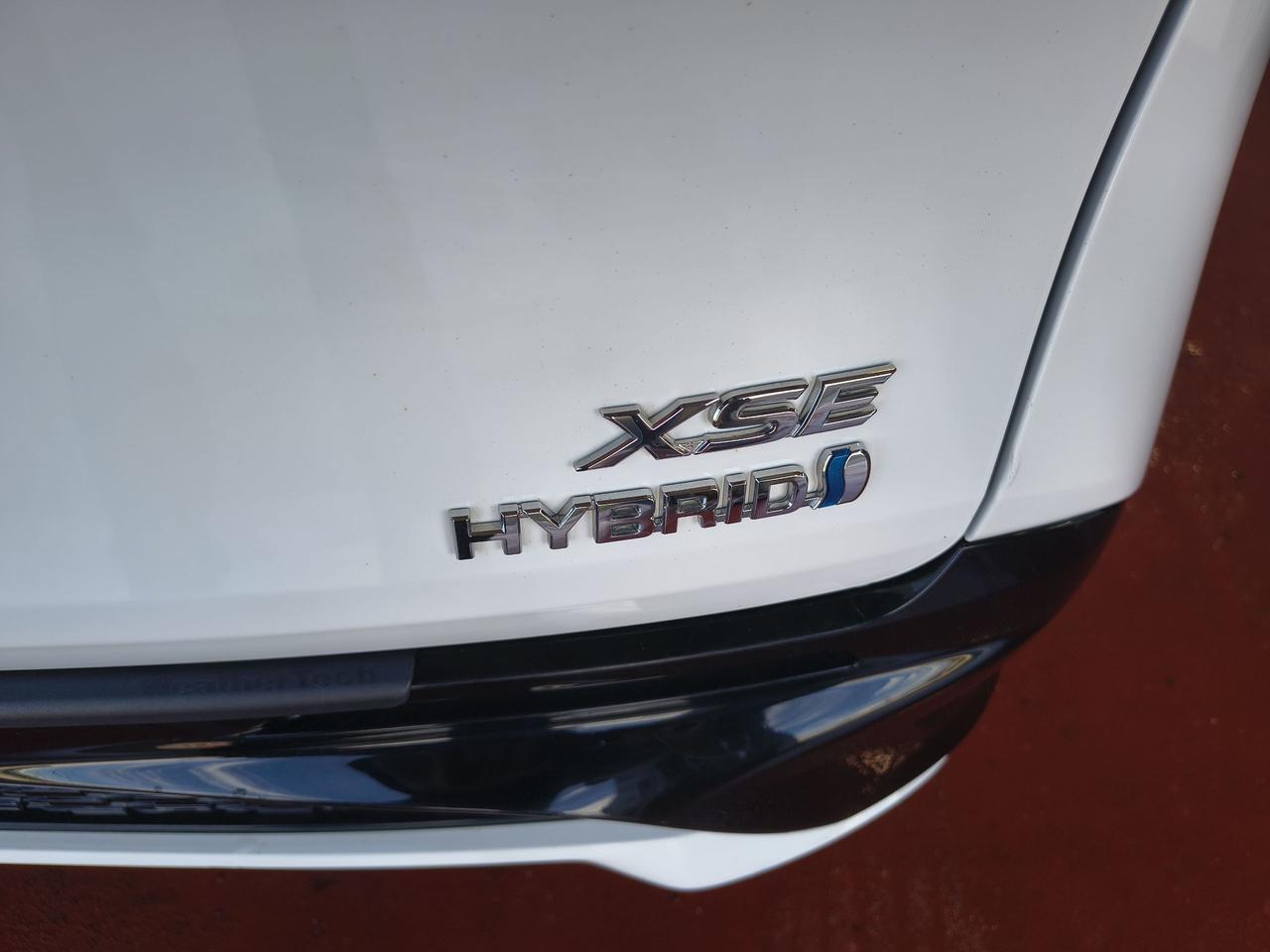 2021 Toyota Sienna XLE Photo0
