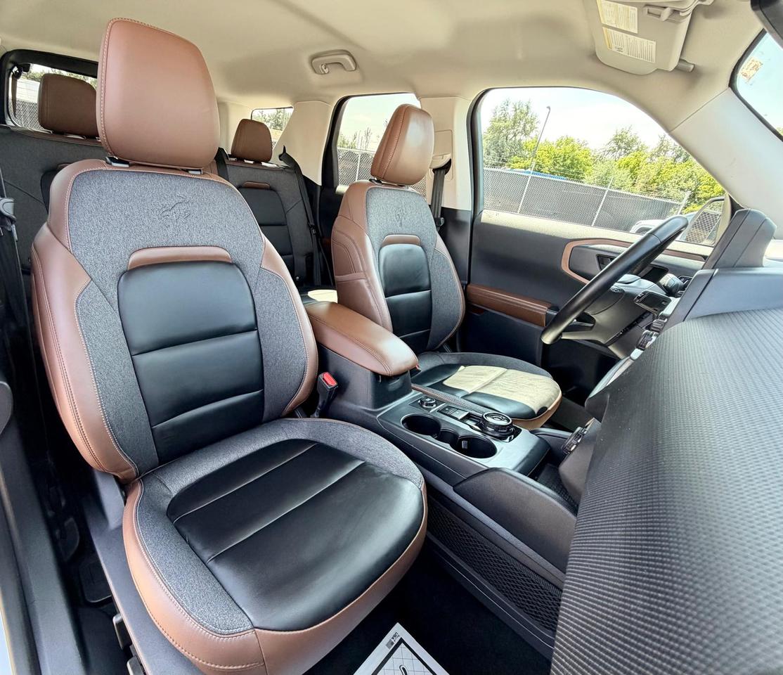 2024 Ford Bronco Sport Outer Banks 4x4 - Photo #8