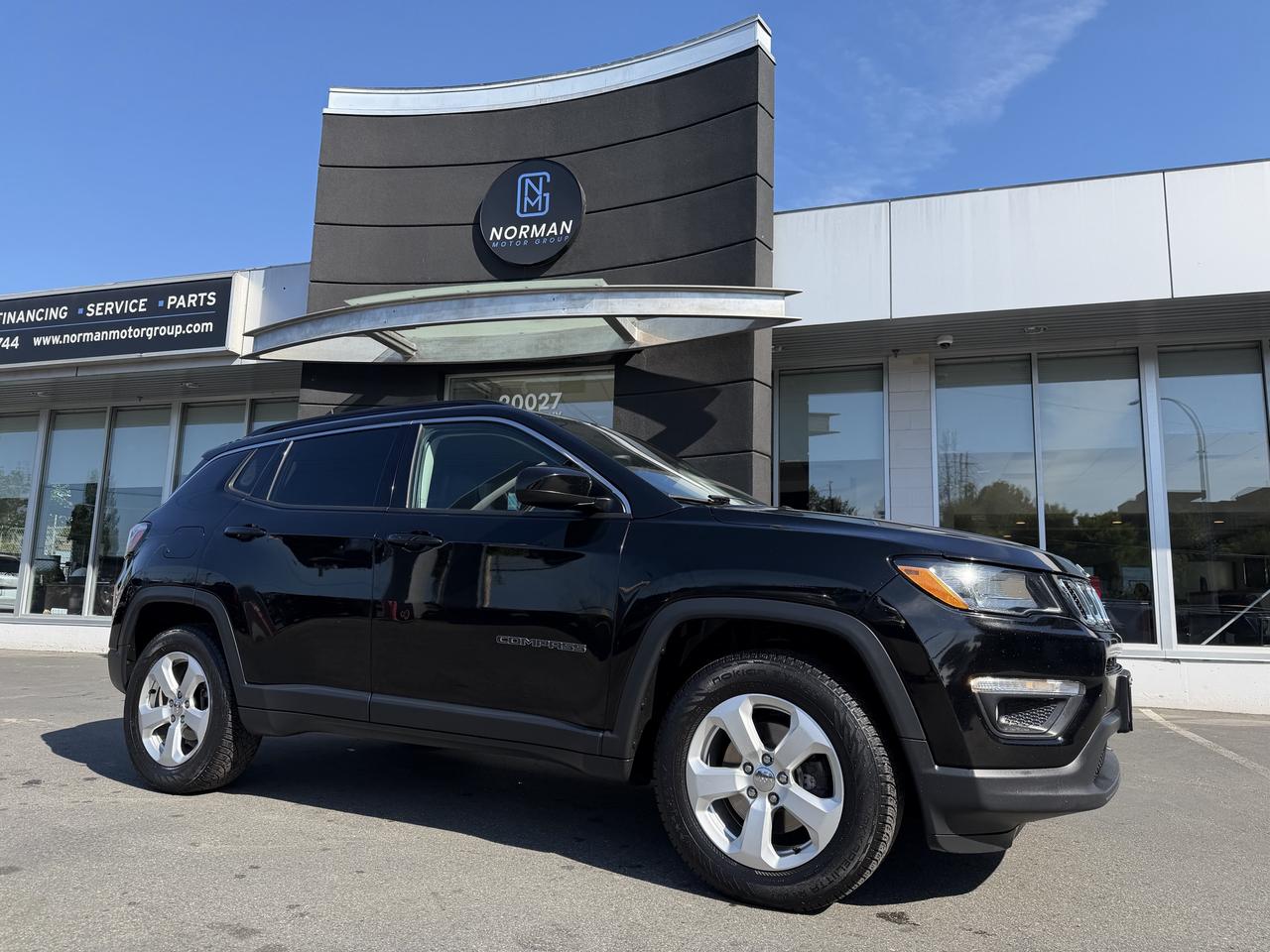 2018 Jeep Compass North 4x4 LEATHER PUSH BUTTON START - Photo #1