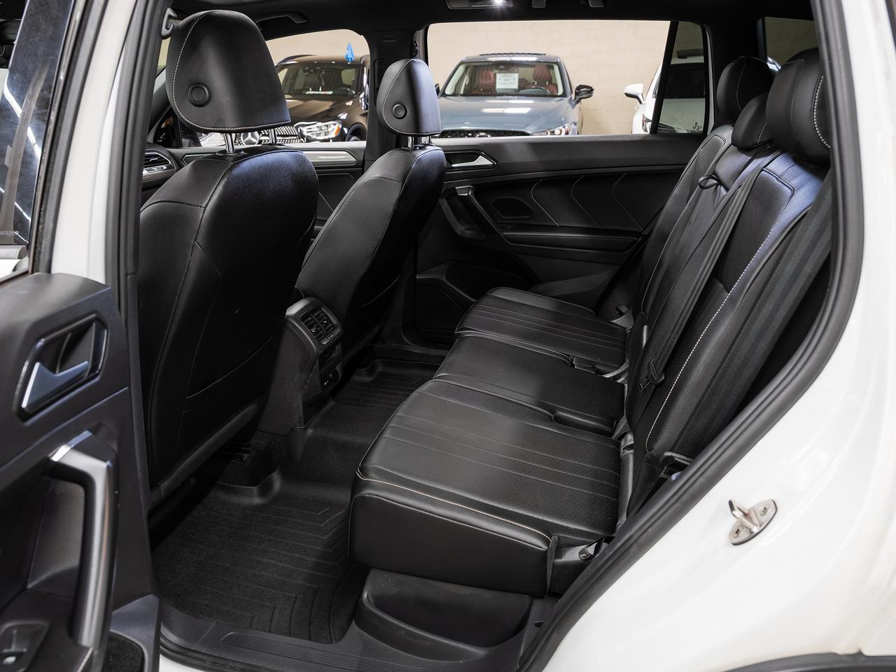 2022 Volkswagen Tiguan COMFORTLINE R-LINE AWD | BLK Edition | Pano roof