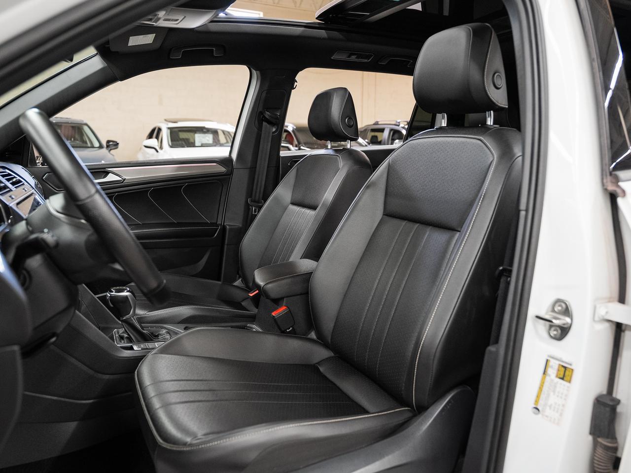 2022 Volkswagen Tiguan COMFORTLINE R-LINE AWD | BLK Edition | Pano roof