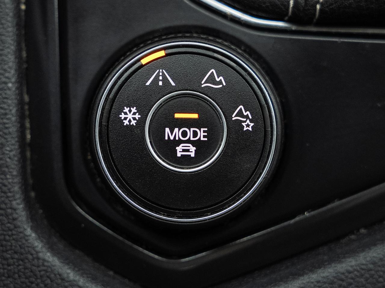 2022 Volkswagen Tiguan COMFORTLINE R-LINE AWD | BLK Edition | Pano roof