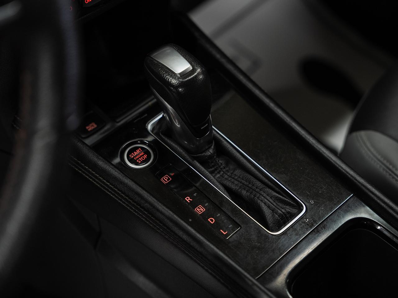 2021 Nissan Kicks SR | Heated Seats | 360 Cam | BSM | CarPlay