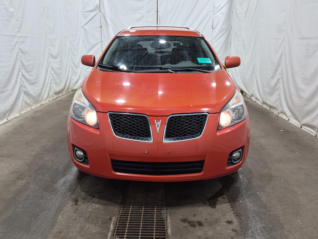 2010 Pontiac Vibe GT - LOW KM'S, CRUISE CONTROL, AM/FM/AUX - Photo #5