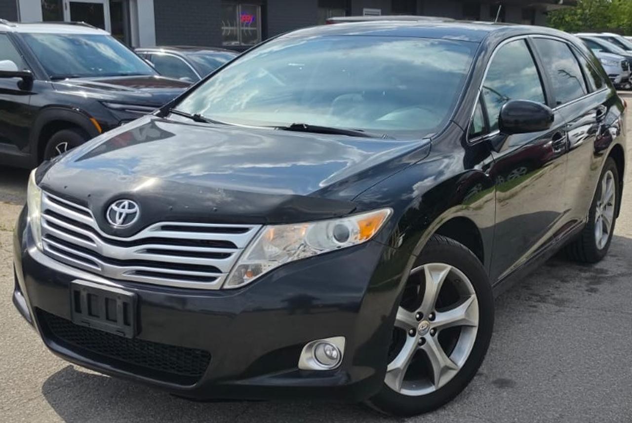 Used 2011 Toyota Venza V6 AWD / NO ACCIDENTS / LEATHER / DUAL ROOF / AUTO for sale in Cambridge, ON