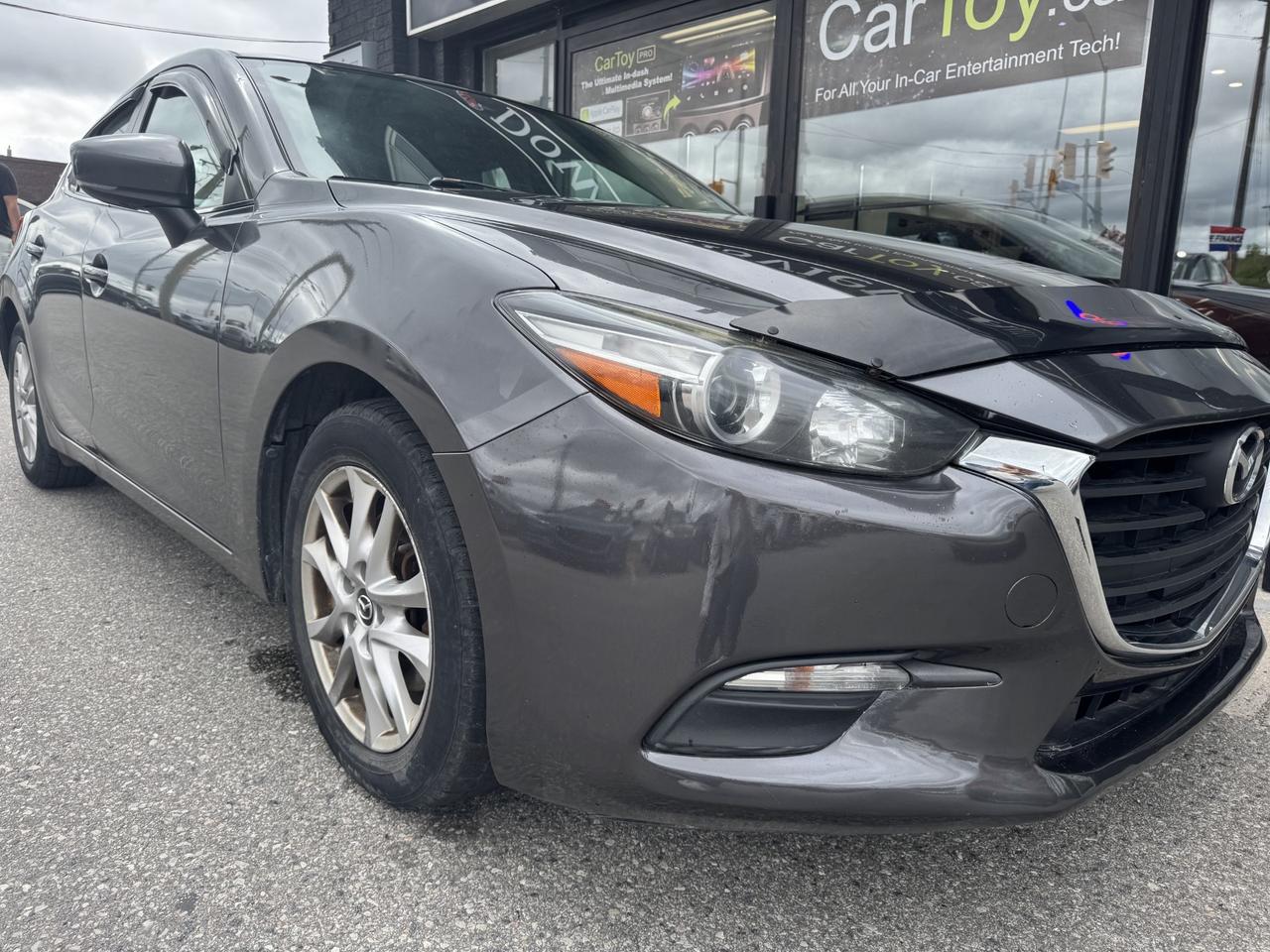 2018 Mazda MAZDA3 GS Photo