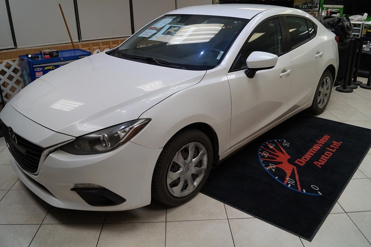 2015 Mazda MAZDA3 4dr Sdn Auto GX Photo