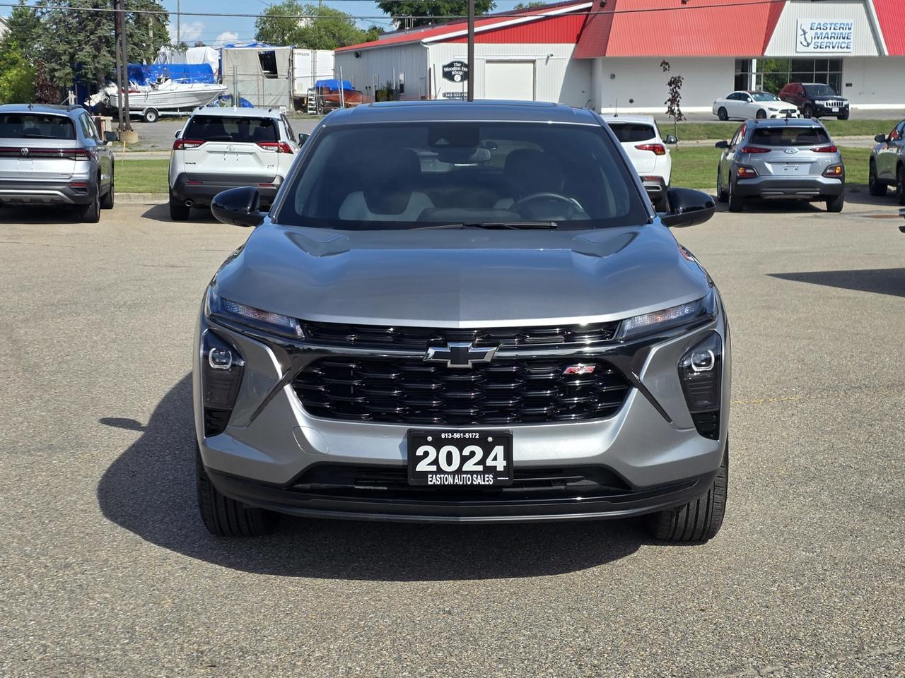 2024 Chevrolet Trax 1RS ONLY 5,000KM GM Lease return Photo1