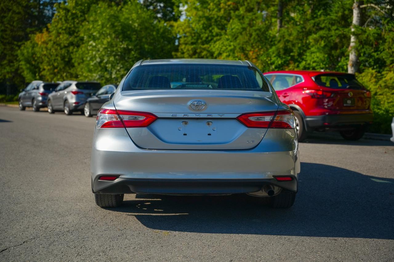 2018 Toyota Camry LE Photo