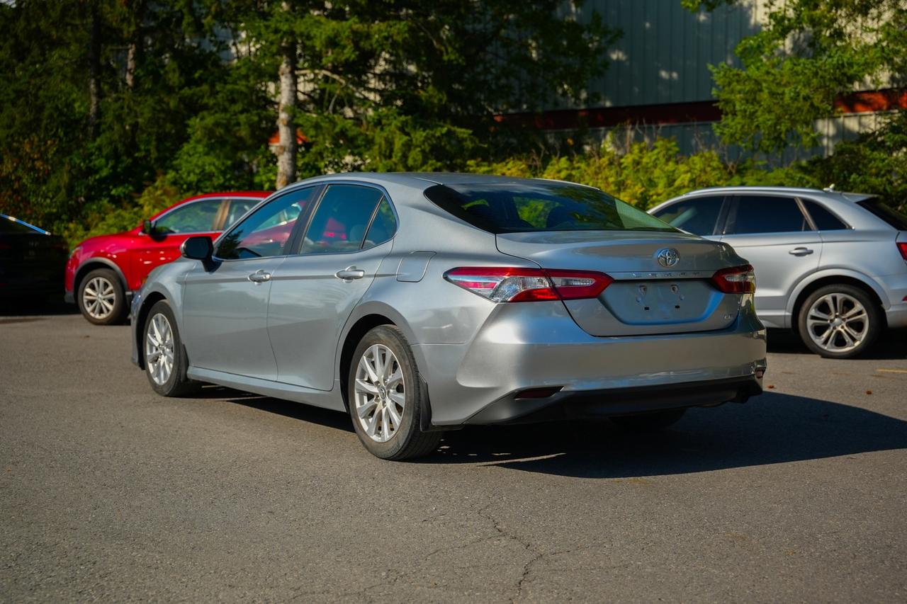 2018 Toyota Camry LE Photo