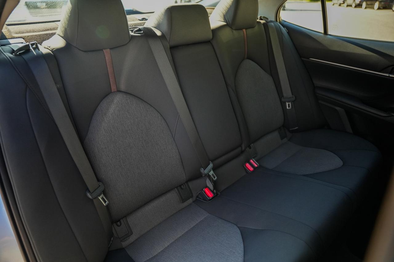2018 Toyota Camry LE Photo