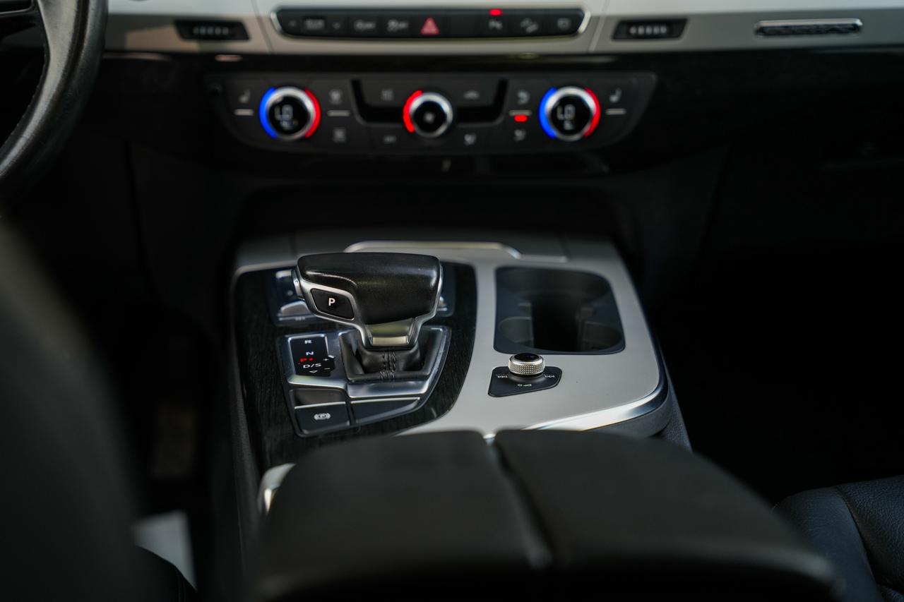 2019 Audi Q7 3.0 Premium quattro Photo