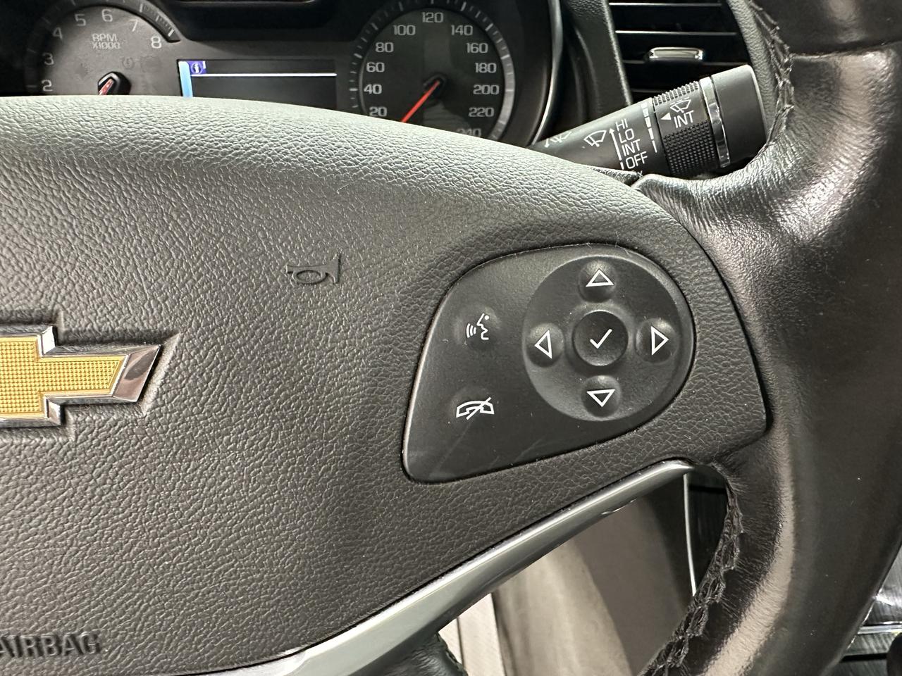 2019 Chevrolet Impala 4dr Sdn LT w/1LT Photo31