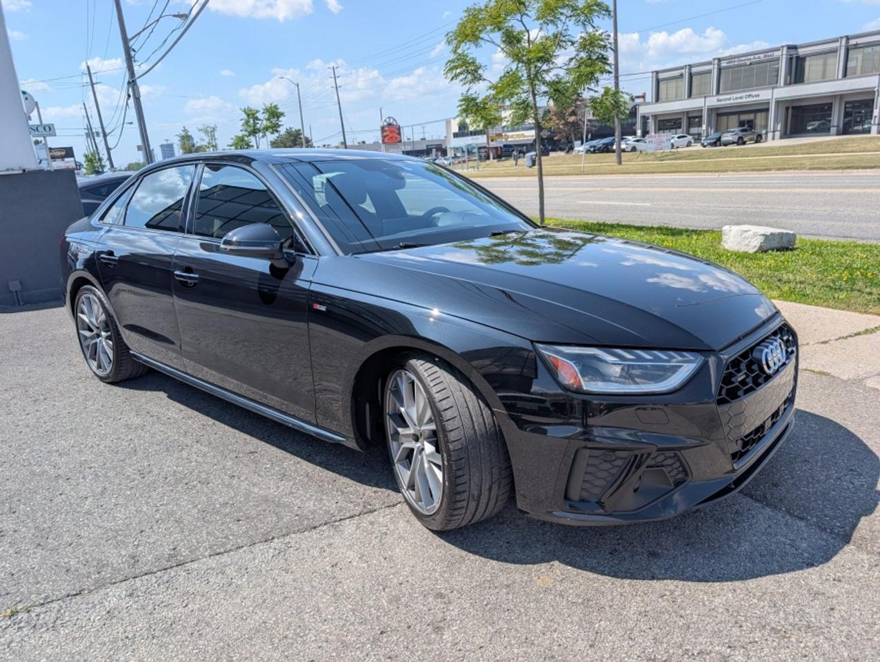 2021 Audi A4 TECHNIK QUATTRO S-LINE /BLACK OPTICS /CLEAN CARFAX Photo