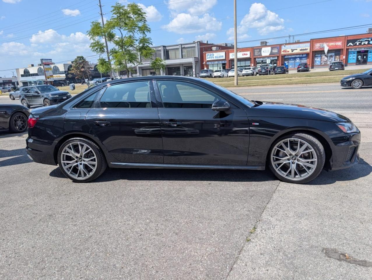 2021 Audi A4 TECHNIK QUATTRO S-LINE /BLACK OPTICS /CLEAN CARFAX Photo