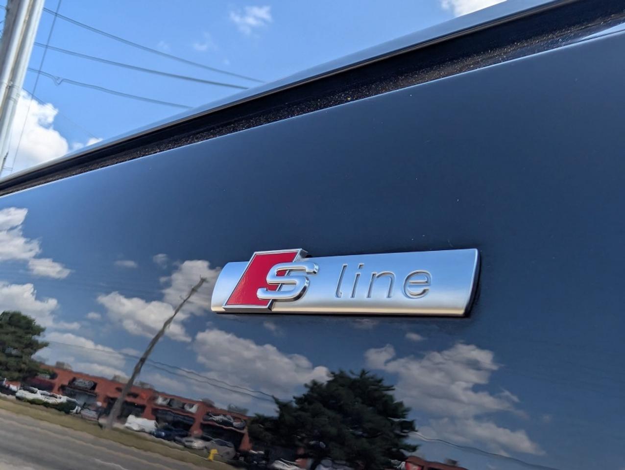 2021 Audi A4 TECHNIK QUATTRO S-LINE /BLACK OPTICS /CLEAN CARFAX Photo