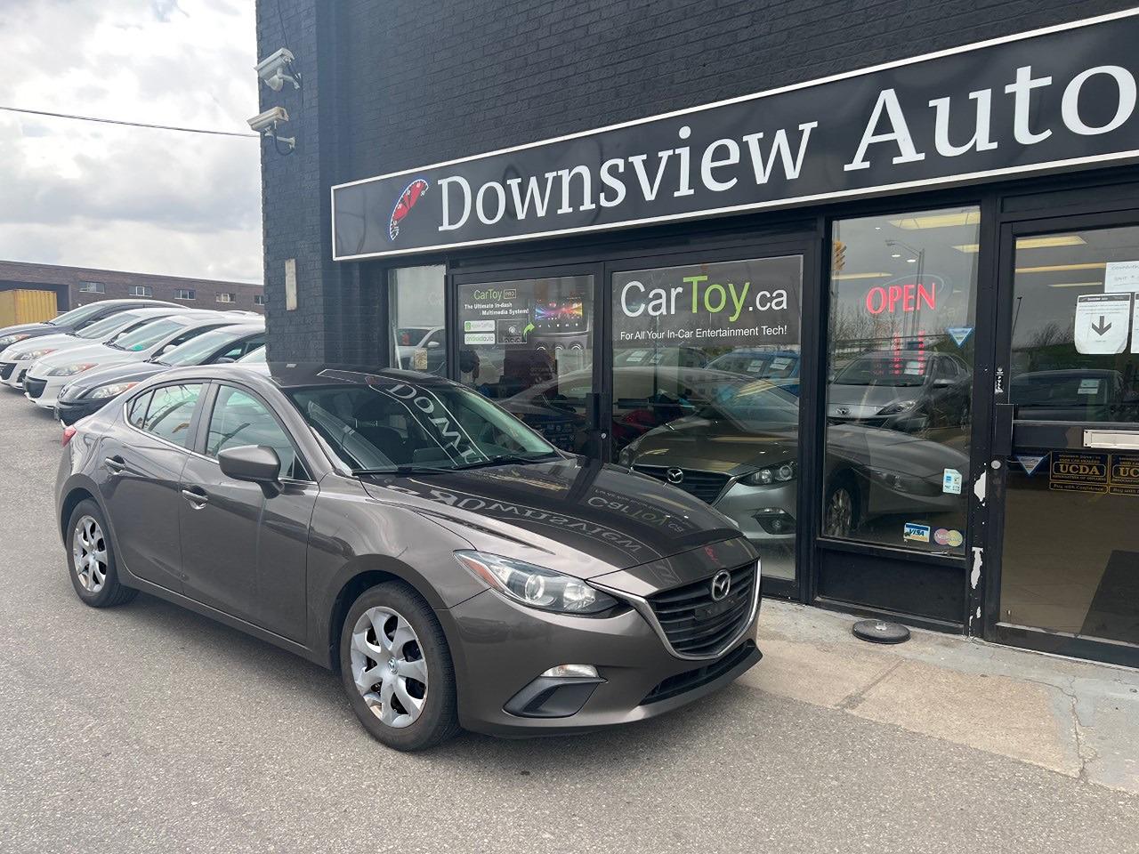 2015 Mazda MAZDA3 GX Photo0