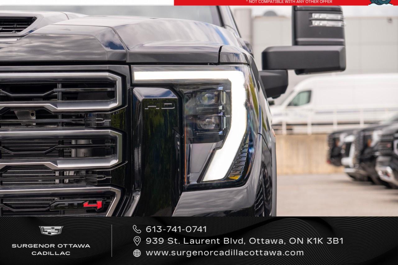 2026 GMC Sierra 2500 HD Crew Cab Standard Box 4-Wheel Drive AT4 Photo3