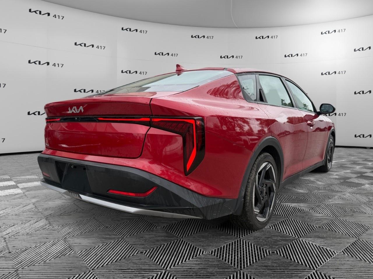 2025 Kia K4 EX FWD Photo4