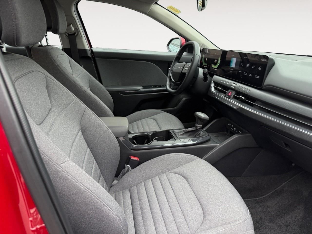 2025 Kia K4 EX FWD Photo