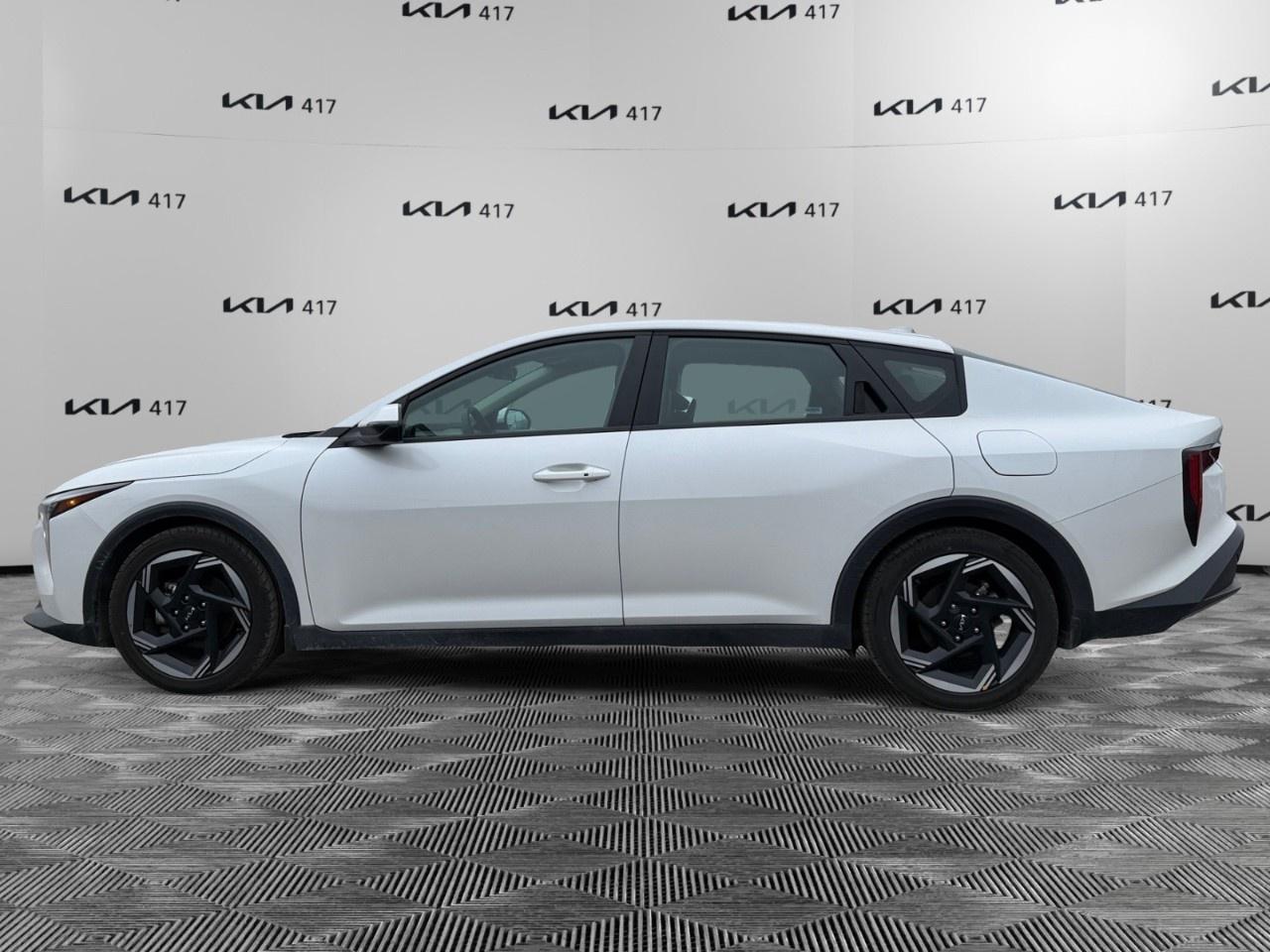 2025 Kia K4 EX FWD Photo1