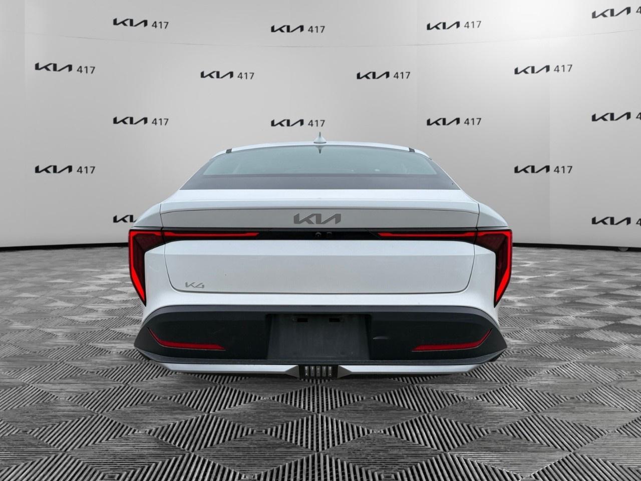 2025 Kia K4 EX FWD Photo