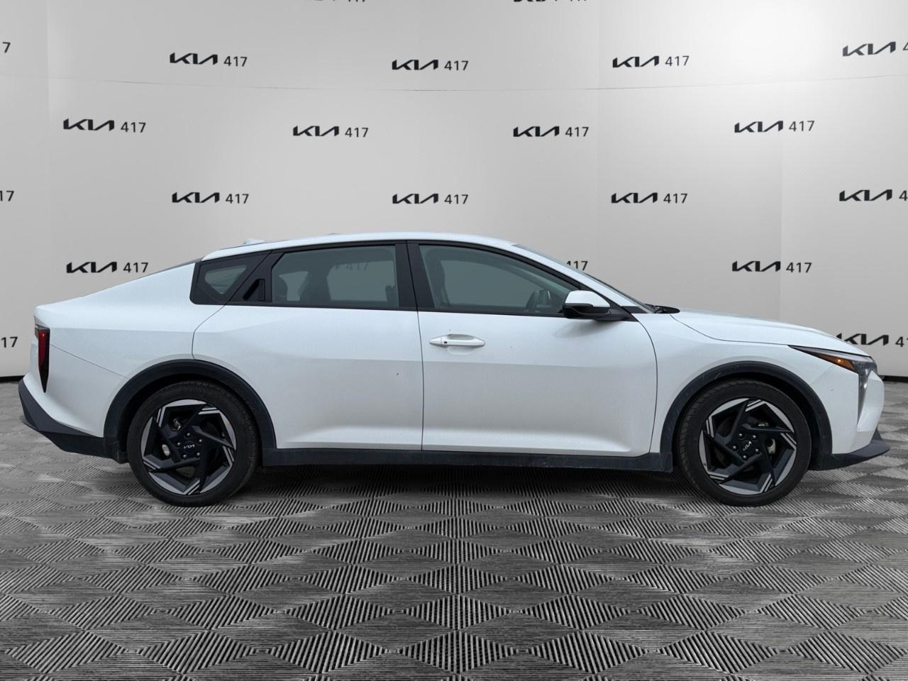 2025 Kia K4 EX FWD Photo