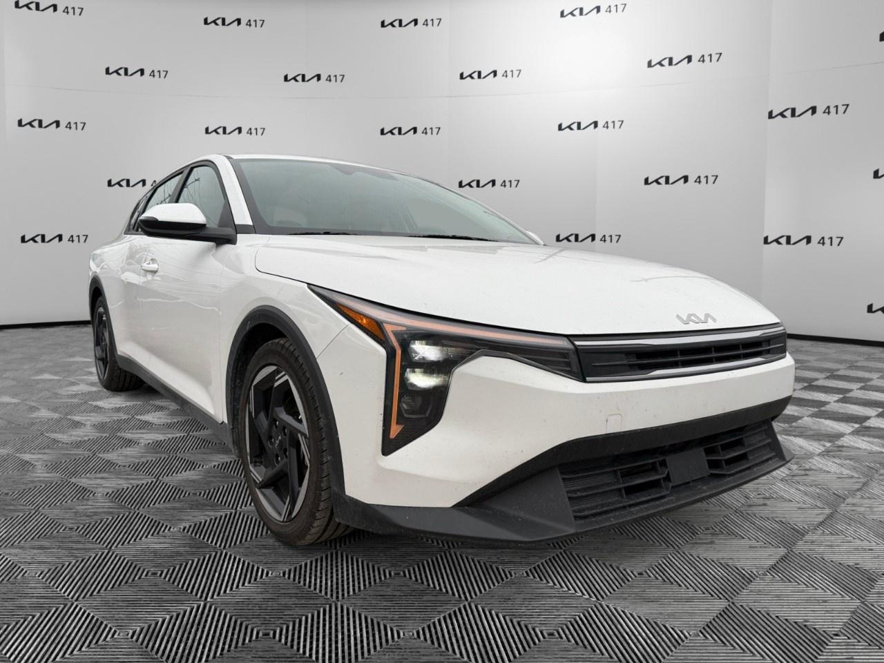 2025 Kia K4 EX FWD Photo