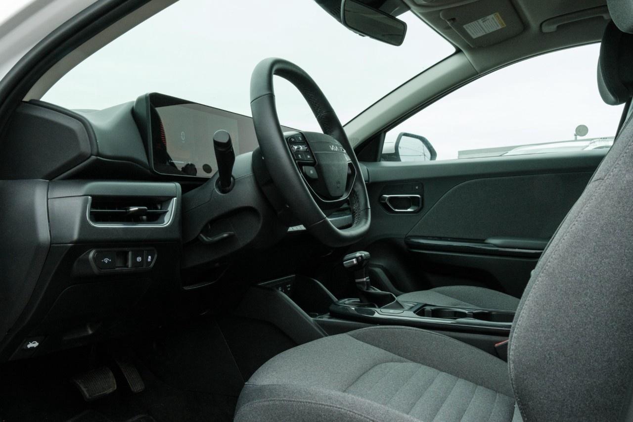 2025 Kia K4 EX FWD Photo