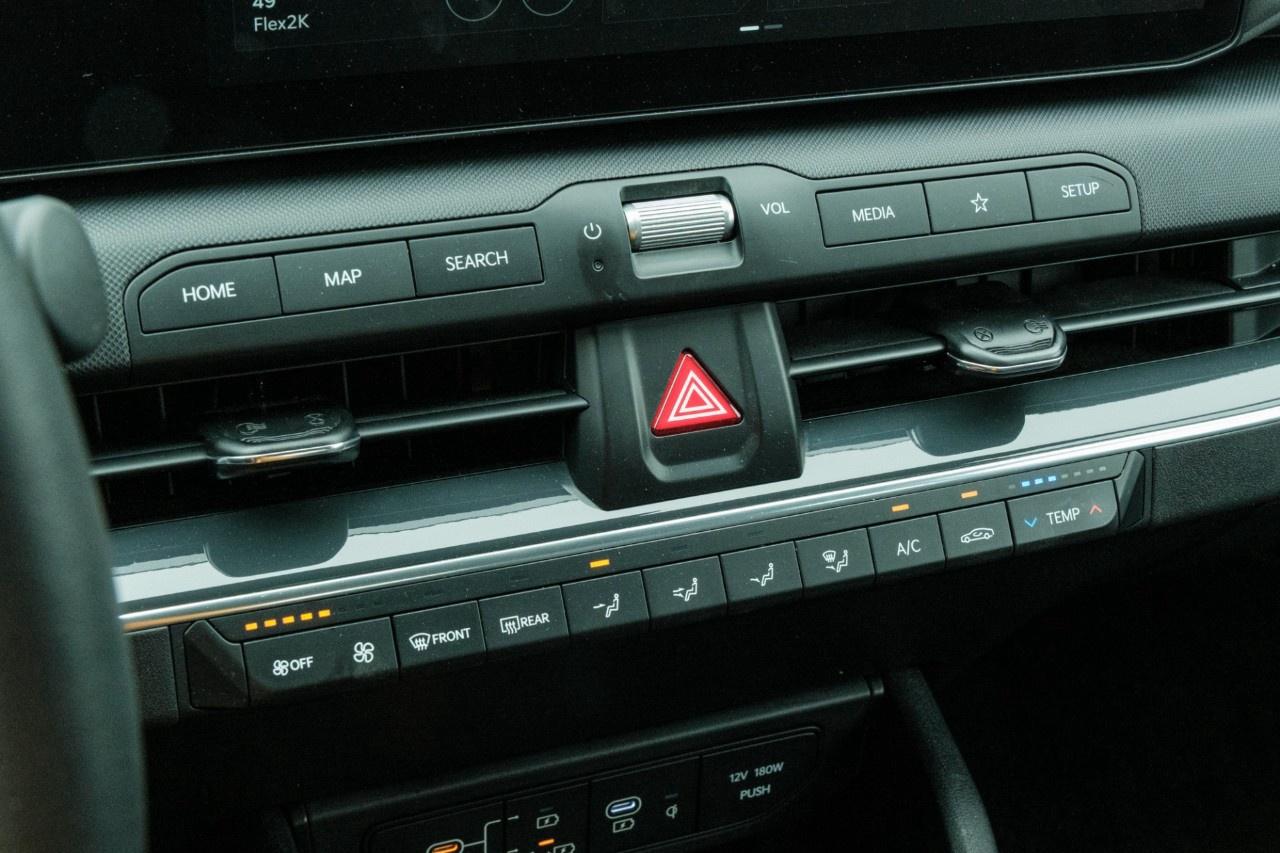 2025 Kia K4 EX FWD Photo