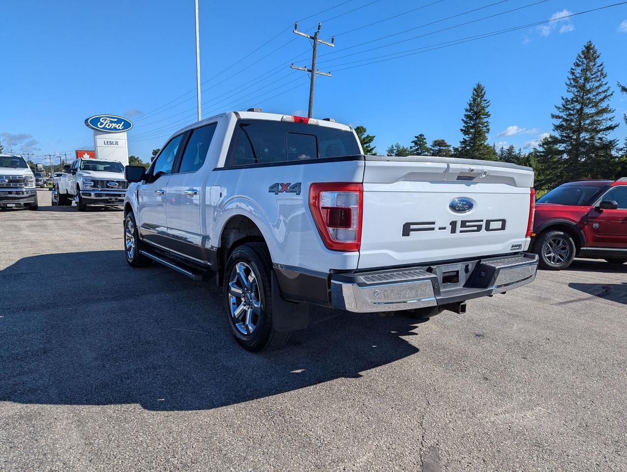 2021 Ford F-150 Lariat 4WD SuperCrew 5.5' Box Photo3