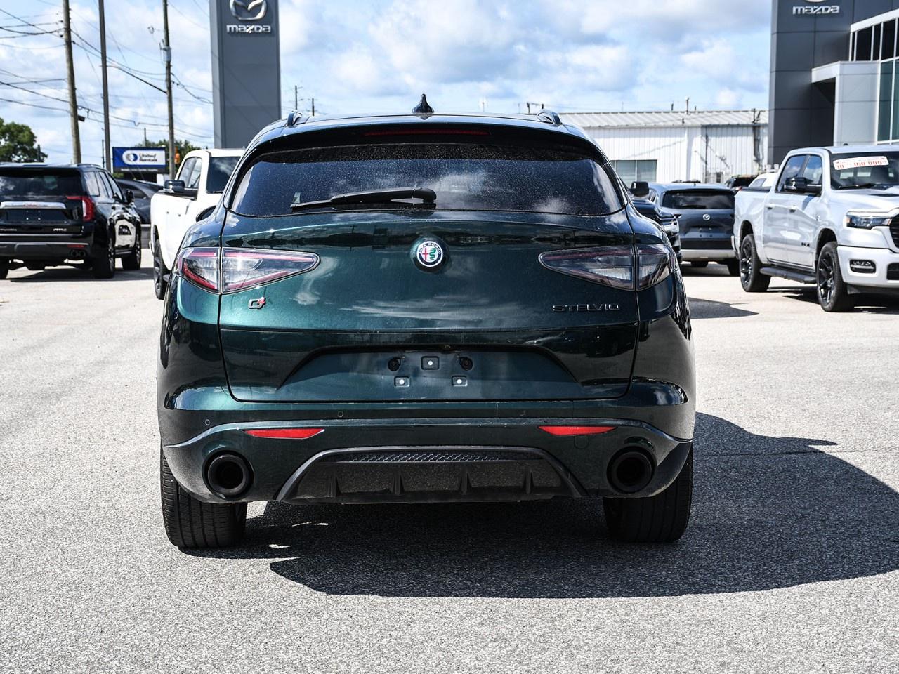 2021 Alfa Romeo Stelvio Ti Sport AWD Photo2
