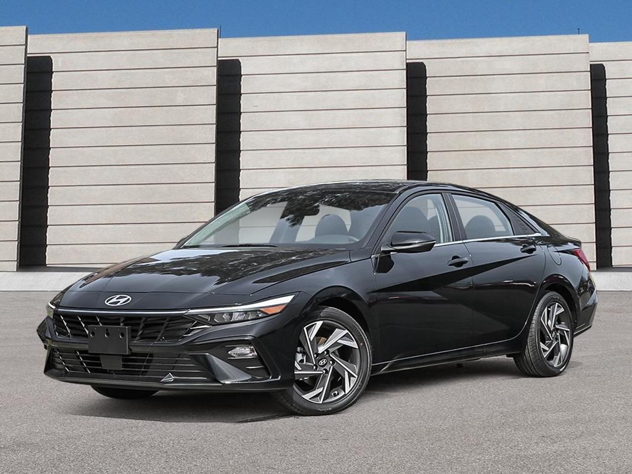 Used 2025 Hyundai Elantra Luxury IVT w/Two-Tone Interior for sale in Ottawa, ON