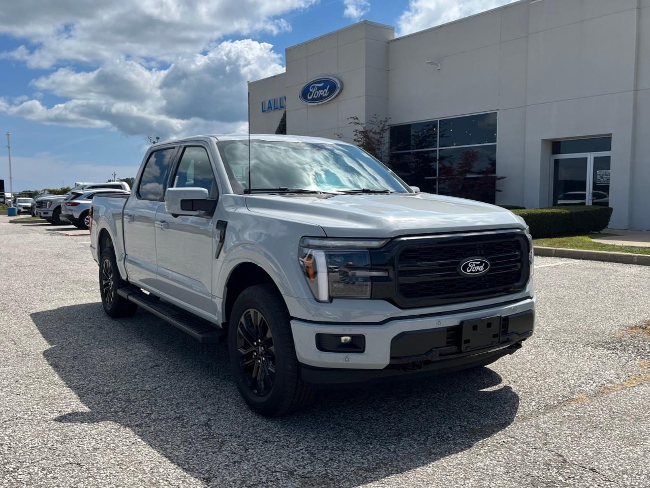 2026 Ford F-150 Lariat Photo