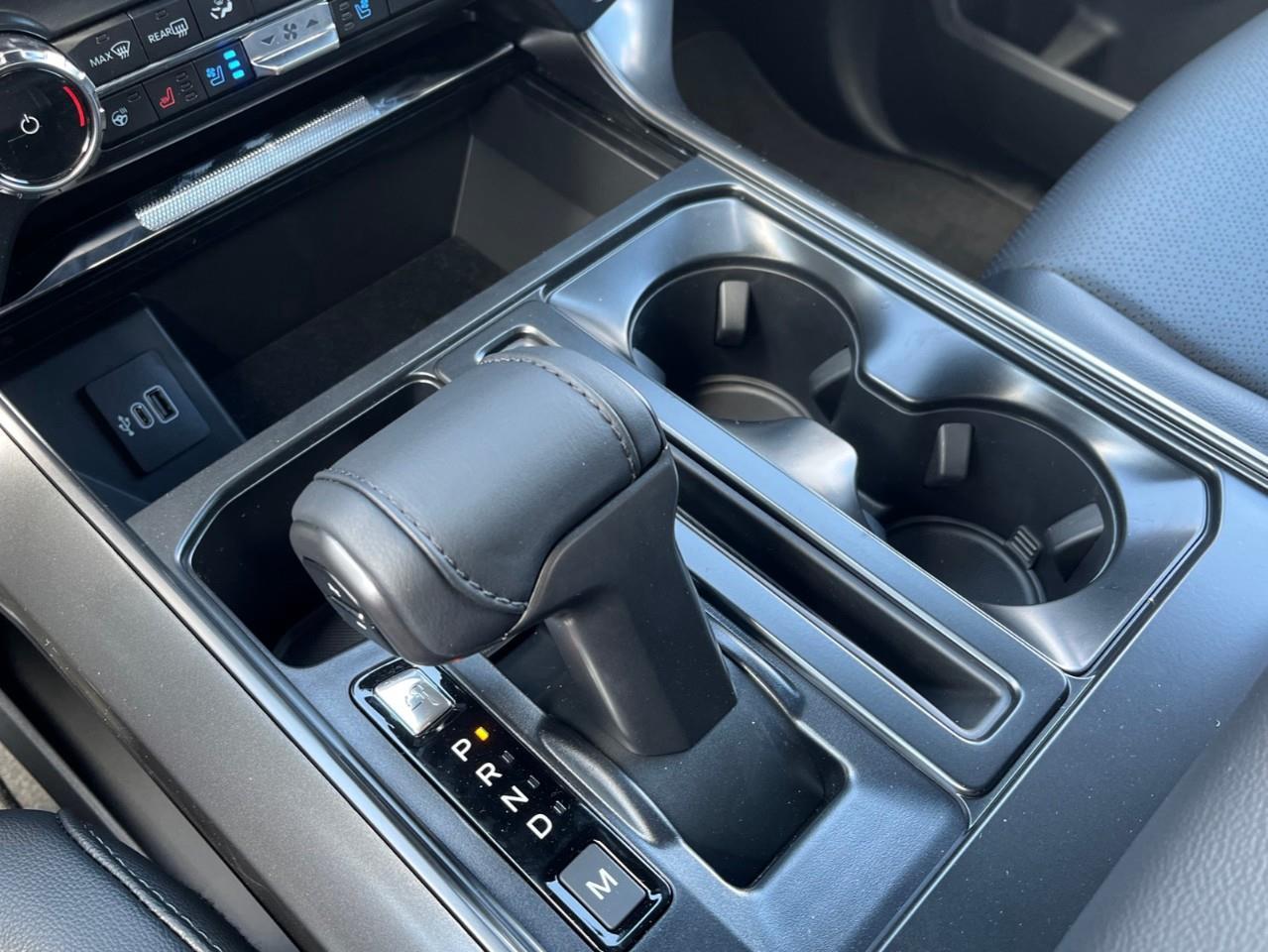 2026 Ford F-150 Lariat Photo