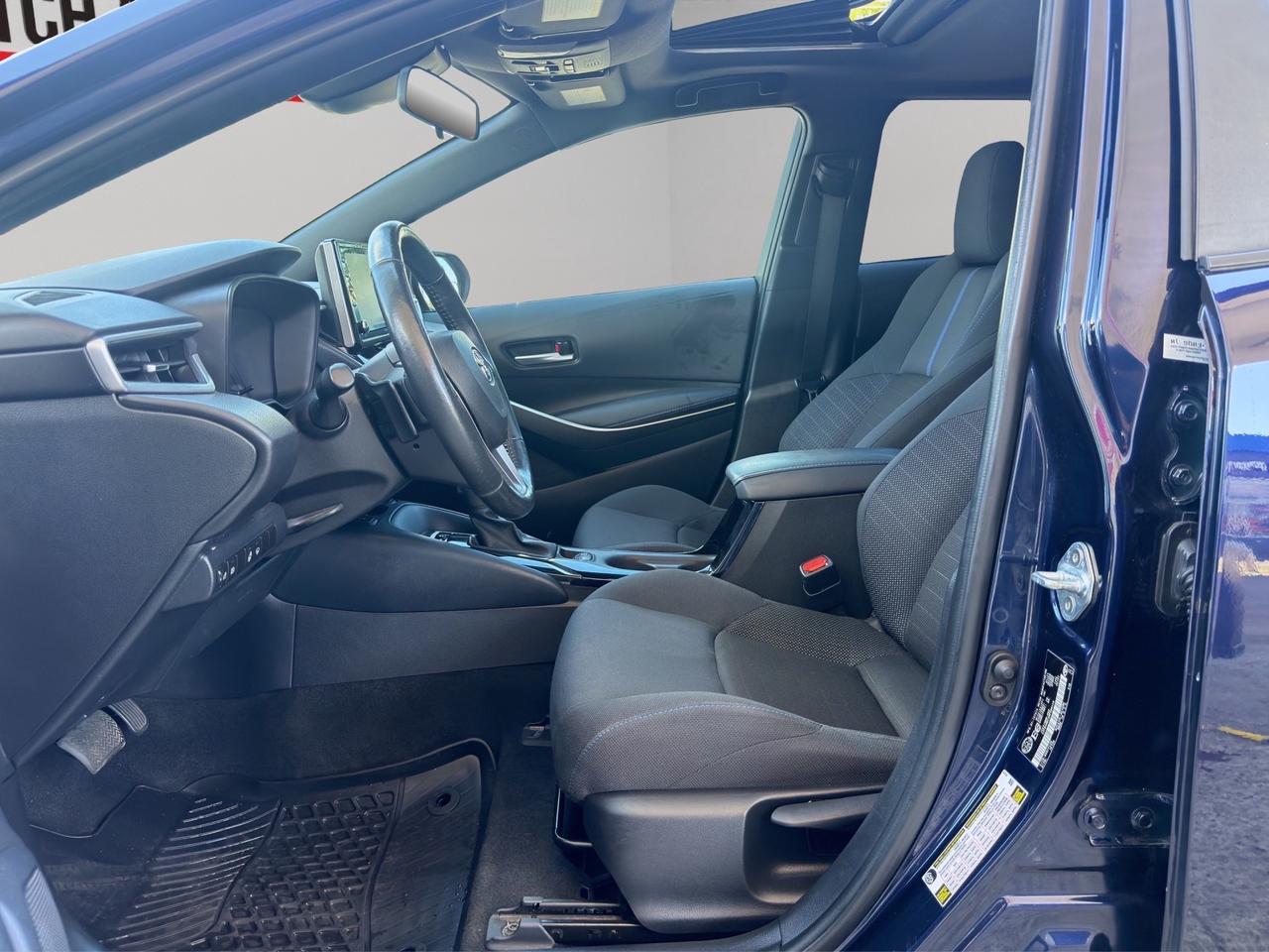 2021 Toyota Corolla SE 2.0L-Sport Seats/Paddle Shifters/18"Alloy Wheels/Apple Car Play/Safety Sense 2.0/Sunroof Photo