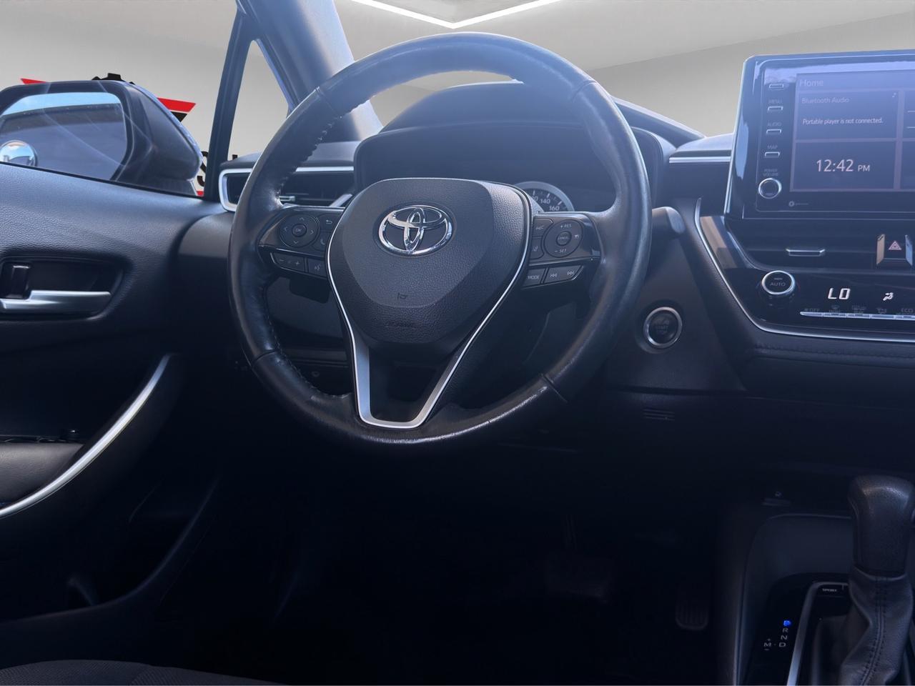 2021 Toyota Corolla SE 2.0L-Sport Seats/Paddle Shifters/18"Alloy Wheels/Apple Car Play/Safety Sense 2.0/Sunroof Photo