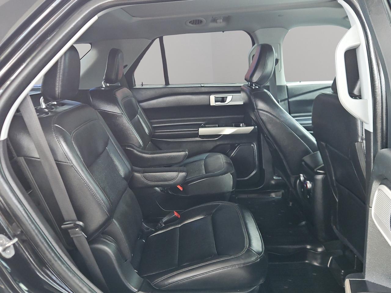 2021 Ford Explorer Limited 3.3L V6Hybrid 4WD / Leather / B&O Audio / 360 Camera /Clean Carfax Photo