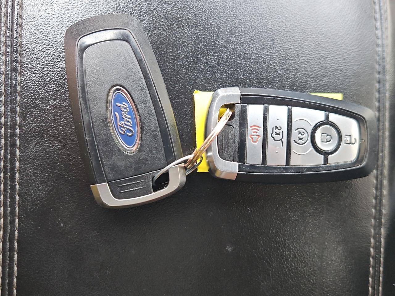 2021 Ford Explorer Limited 3.3L V6Hybrid 4WD / Leather / B&O Audio / 360 Camera /Clean Carfax Photo