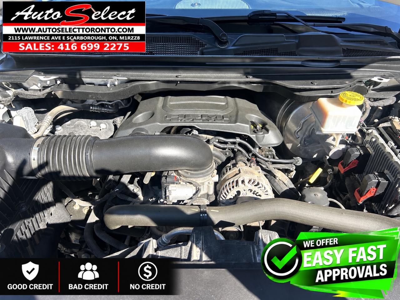 2023 RAM 1500 Big Horn 4x4 - Crew Cab - 5.7L V8 Hemi - Apple Carplay Photo
