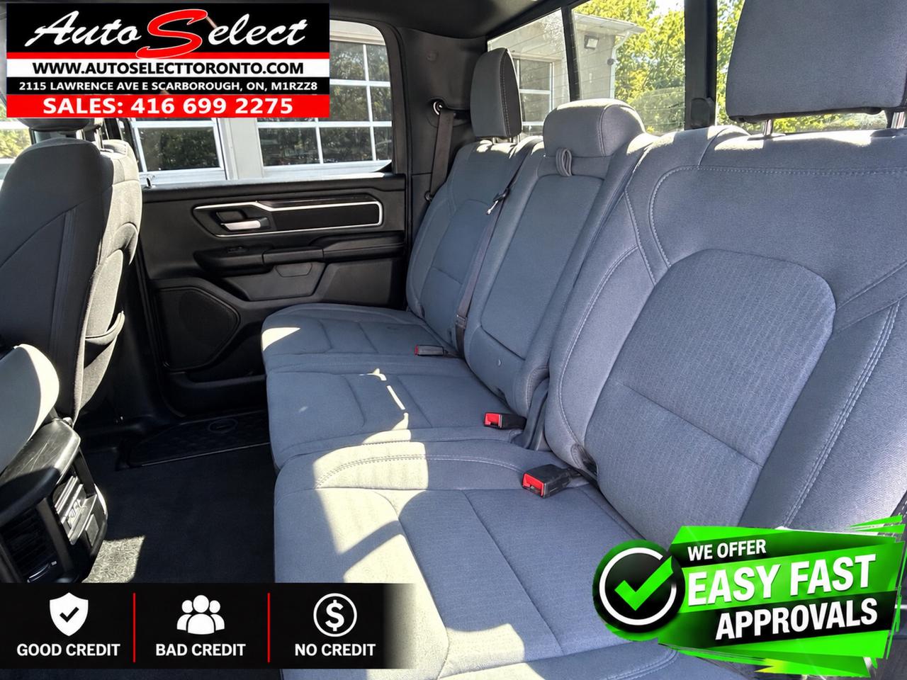 2023 RAM 1500 Big Horn 4x4 - Crew Cab - 5.7L V8 Hemi - Apple Carplay Photo