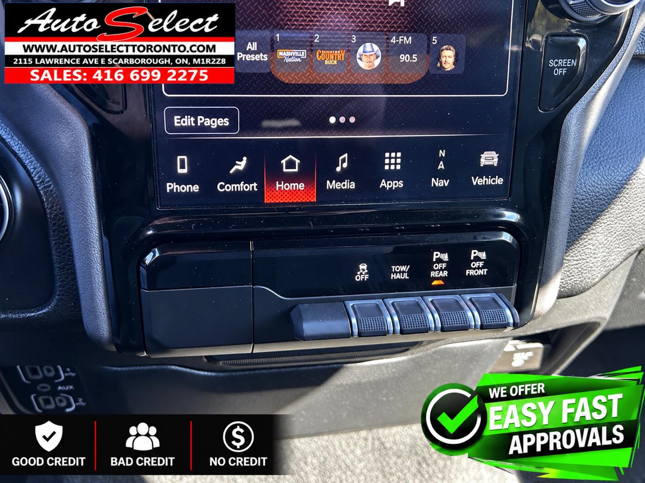2023 RAM 1500 Big Horn 4x4 - Crew Cab - 5.7L V8 Hemi - Apple Carplay Photo