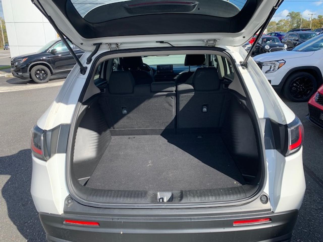 2023 Honda HR-V LX Photo